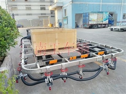 南工15吨护栏型牵引工具平板拖车