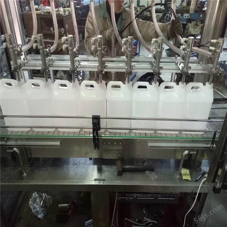 重庆三合一瓶装水灌装机生产线 山东洗衣液灌装设备 自动上瓶口服液灌装机